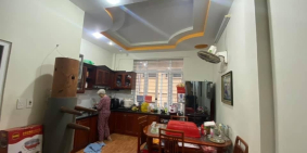 Cần bán nhà Mạc Thị Bưởi 42m2 5 tầng giá 6,65 tỷ, nhà cực kỳ đẹp