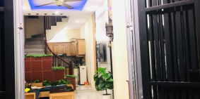 Bán nhà siêu mới ngõ 122 Kim Giang 32m2 5 tầng 3 tỷ