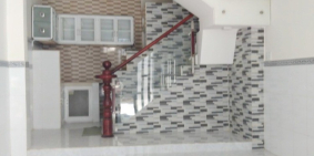 Nhà 2 lầu, sân rộng 5m hẻm 154 Đường Âu Dương Lân P3 Q8