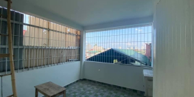 Cần bán nhà ở Bùi Xương Trạch, 43m2, 5 tầng, ô tô đậu trước nhà