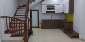 Bán nhà mới Mỹ Đình, 5 tầng, MT 4.4 mét 40 mét ô tô tránh chỉ 4.5 tỷ