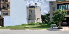 Đất thổ cư chợ Đầu Mối Hóc Môn, mặt tiền QL22. SHR. 1ty600/140m2.