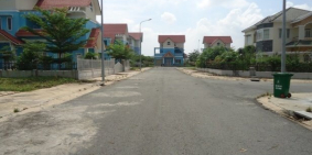 Bán lô đất mặt tiền chợ phú lợi 2 phường 7 quận 8.sổ hồng riêng.790tr