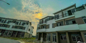 Căn góc ngay cổng chính khu C Royal Park View khách sạn cao tầng