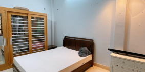 Mặt Sông  Sét–Oto Đỗ -Kinh Doanh Đỉnh –Trương Định –HN 6.2 Tỷ