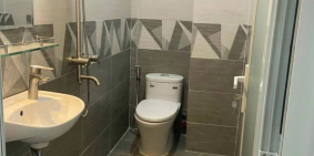 Nhà 4 tầng,5 PN hẻm 566 Nguyễn Thái Sơn,P.5,GV,cho thuê 16tr/th,chỉ 5 tỷ