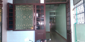 Bán nhà, có sổ đỏ, vị trí đẹp thuận tiện cuộc sống định cư lâu dài, khu dân tĩnh