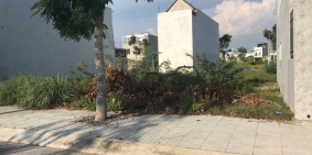 Kẹt tiền bán gấp lô đất chính chủ nằm ngay mặt tiền DT 824