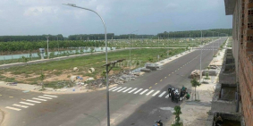 Bán gấp lô đất giá 890 triệu, đối diện Vsip 2