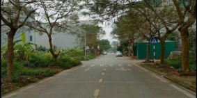 Bán đất mặt đường Ngô Sĩ Liên, KĐT Vạn Lộc, TP HD, 69.8m2, mt 4.5m, đường 13.5m,