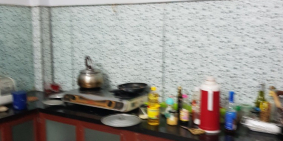 Cho thuê nhà 2 lầu. 3 wc, 2 phòng ngủ. Đc 701/16/8 trần xuân soạn phường tân hưn