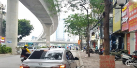 Bán nhà 2 Mặt phố-Lô góc Cầu Giấy, vỉa hè, Ô tô, KD. 215m2 MT15m 70 tỷ