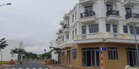 bán nhà hổ trợ ngân hàng cho khách tài chính thấp