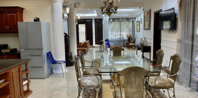 Bán nhà mặt phố Nhật Chiêu, view Hồ Tây, kinh doanh, DT 83m2, MT 6m, giá 33 tỷ