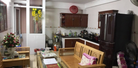 Bán nhà 2 tầng phố Nguyễn Đình Chiểu, TP HD, 58m2, 2 ngủ, mt 4m, đường 10m, gara