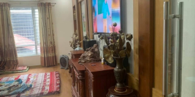 Nhà NGUYÊN HỒNG PHÂN LÔ VIP ngõ Ô TÔ TRÁNH 50m2 5 tầng MT 4m 12,5 tỷ.