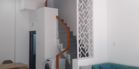 Nhà 2 tầng, trọn nội thất - Ngã 3 Mỹ Hạnh - 745 triệu