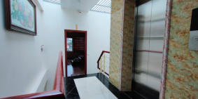 Bán nhà Mặt phố Hoa Lâm Long Biên 112 M2 7T TM Nhỉnh 12 tỷ