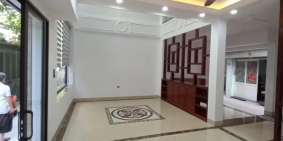 MÙA DỊCH BÁN GẤP NHÀ HOÀNG NHƯ TIẾP P.BỒ ĐỀ 55m 5tầng MT 7m3 GIÁ 6 tỷ 25 NGÕ 3m