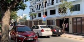 Duy Nhất 1 căn xây dựng 1 trệt 1 lửng 3 lầu Sau lưng UBND q12