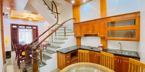 Nhà đẹp Nguyễn Trãi, Thanh Xuân 40m2x 5 tầng,4 ngủ, nội thất vip chỉ nhỉnh 3 tỷ