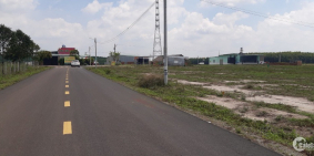 Bán lô đất 250m2 , đường 32 Becamex ,shr , giá 690tr