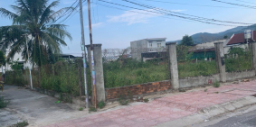 Lô góc Suối Hiệp gần trung tâm thị xã Diên Khánh