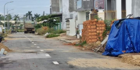 Một lô duy nhất đất đường 24m khu đô thị Phú Mỹ Quảng Ngãi giá 1ty7xx