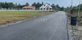 Sổ riêng công chứng ngay giá 860/110m2 đường 4m dân cư hiện hữu