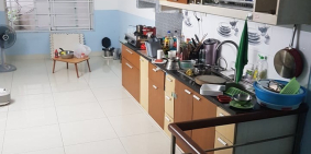 CỰC HIẾM NGUYỄN TRÃI  5 TẦNG 30M2 BA GÁC VÀO NHÀ 2.8 TỶ