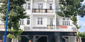 Nhà mặt phố sát KCN BÀU BÀNG 150m nhà 1trệt 2lầu /sổ hồng  riêng