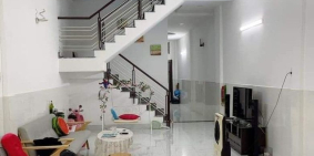 Nhà Mới Đẹp Ở Ngay Gíap Ngay Quận 10