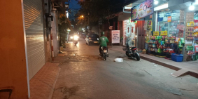 Chính chủ cần bán nhà Khuất Duy Tiến 18mx5T,1.96 tỷ.