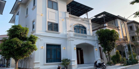 Cần Bán Căn Homestay Khu Nghỉ Dưỡng Cao cấp Đồi Hải Quân View Vịnh Biển Hạ Long