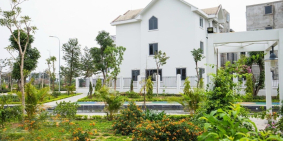 cần bán căn biệt  thự diện tích 156m2 hướng Đông Nam