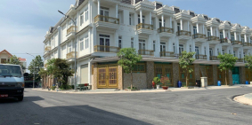 Cần Bán Nhà Riêng, khu nhà phố Tân Đông Hiệp, Dĩ An, Bình Dương