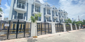 Nhà Mới Xây Rất Đẹp Cách ĐL. Đồng Khởi 200m2