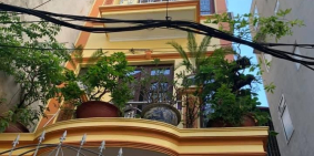 BÁN NHÀ ĐỐNG ĐA 5TY HƠN NHÀ 5 TẦNG MẶT TIỀN 4M DIỆN TÍCH 55M2  GIÁ CHÀO 5TY7  -