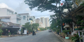 Nhà hiếm 1 căn duy nhất sát nách Lê Văn Việt xe hơi để trong nhà DT 70m2 chỉ 4,2