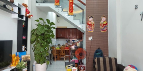 Bán gấp nhà hẻm xe hơi 40m2 1 trẹt 2 lầu giá 6.5ty đường Bành Văn Trân TBình