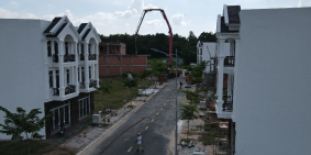 KHU NHÀ Ở CAO CẤP - GIÁ CÔNG NHÂN