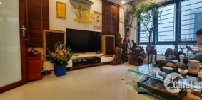 Bán nhà Văn Quán, 33m2, 5T, 2 thoáng, tặng full nội thất, gần bãi để ô tô