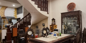 Gia đình cần bán nhà BỒ ĐỀ LONG BIÊN 50m2 x5 tầng, chỉ 5.8 Tỷ - View đẹp.