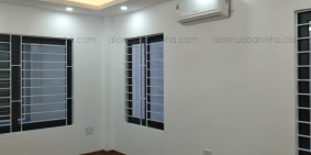 Cực hiếm, nhà đẹp ĐỨC GIANG LONG BIÊN 30m2 ,chỉ 2.62 Tỷ