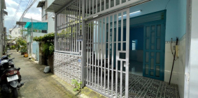 Nhà cấp 4 còn mới, ngay Ngã Tư Ga, SHR,80m2