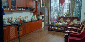 Bán nhà Thụy Khuê, Tây Hồ sầm uất nhà gần Hồ, tiện ích tốt 35m2 giá  3.95 tỷ.