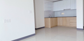 Cho thuê căn hộ Imperial place 2PN nhà trống giá 6tr/tháng