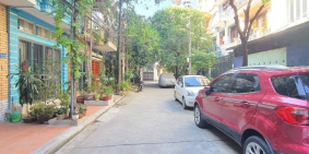 Bán nhà Trung Kính Thang Máy Ô tô 57M x 5T giá 8.6 tỷ 0392899109