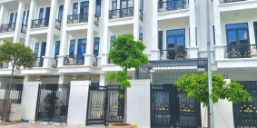 bán nhà 3 tấm mới xây xong ngay nhã tư Chiêu Liu