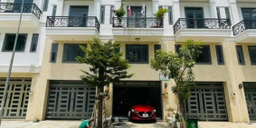 cần bán nhà mặt tiền cuối Nguyễn Oanh Gò Vấp